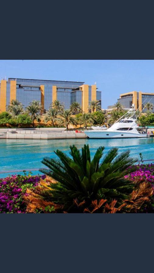 أستديو توليب مارينا الفندقي King Abdullah Economic City Luaran gambar